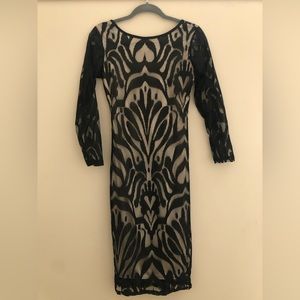 Black and cream lace long sleeve dress